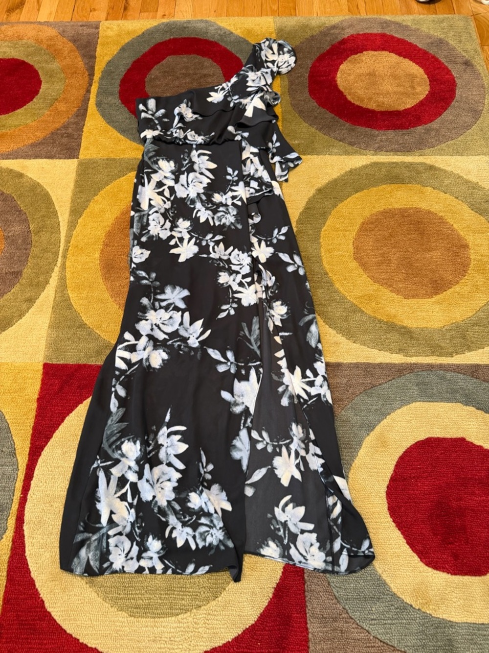 BCBGMazazria Black Floral Maxi Dress One Shoulder Slit Cutout Women’s Size 2